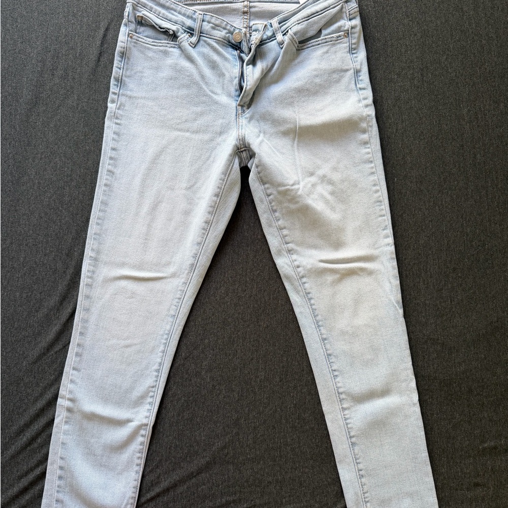 Levi’s Light Denim Jeans